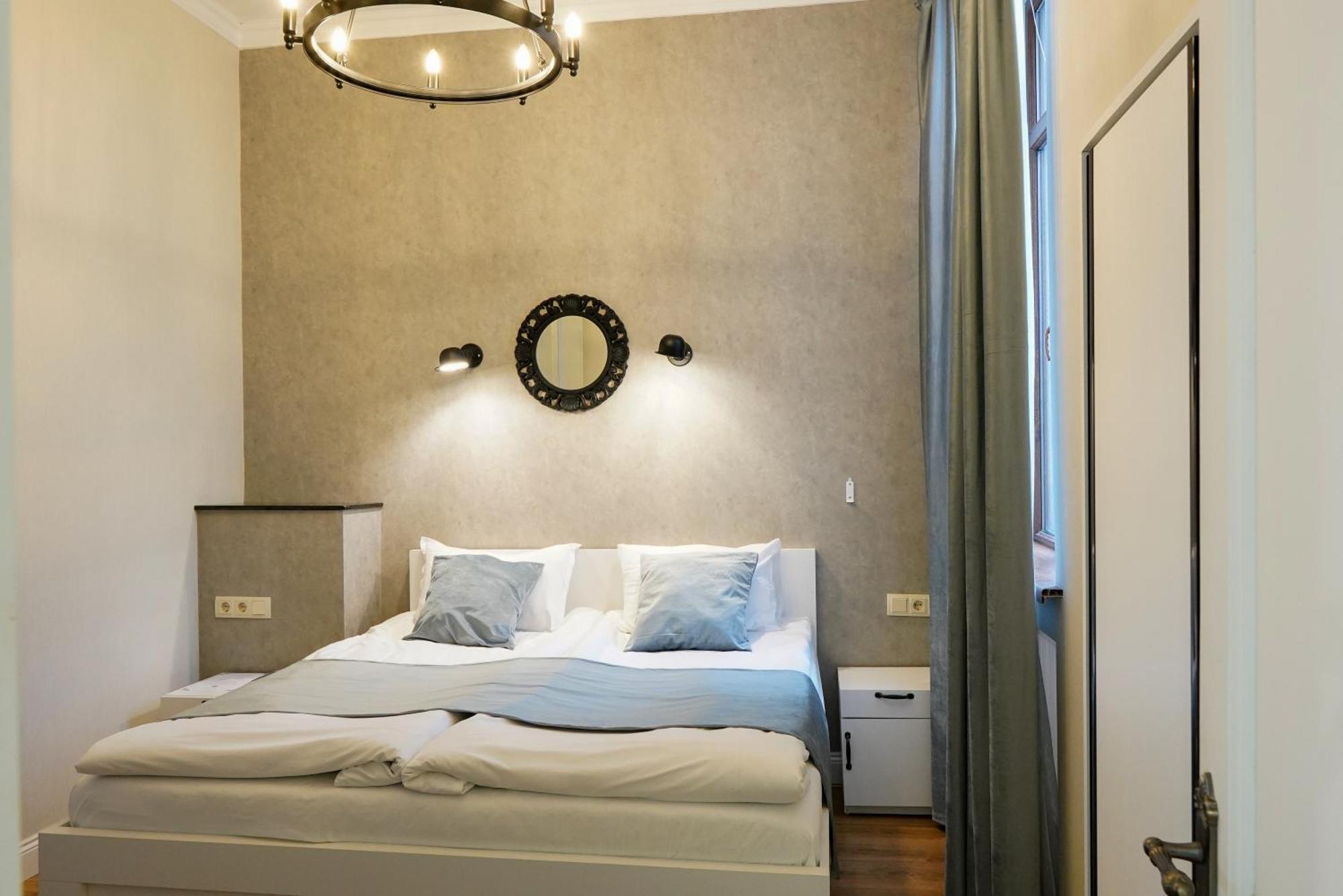 Hotel Ticiani 13 Kutaisi Eksteriør bilde