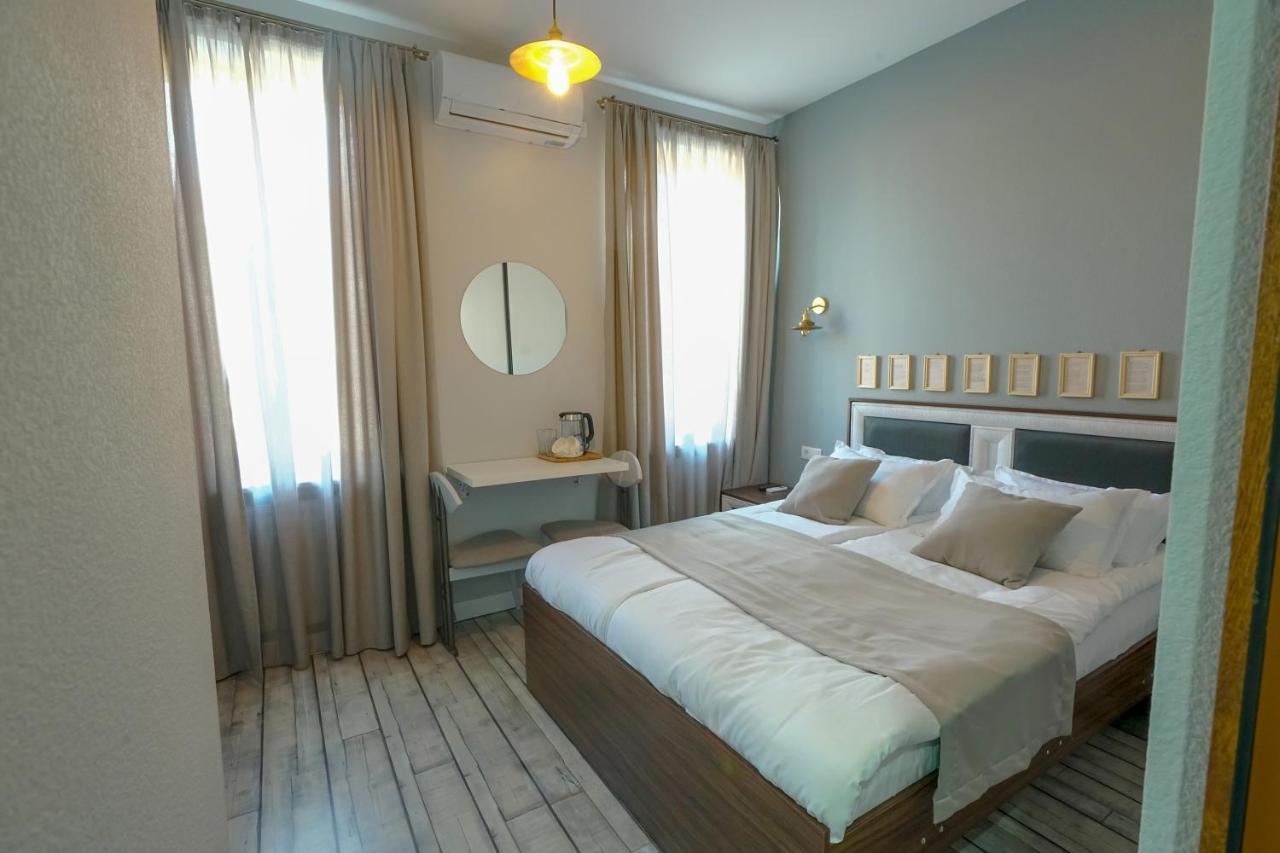 Hotel Ticiani 13 Kutaisi Eksteriør bilde