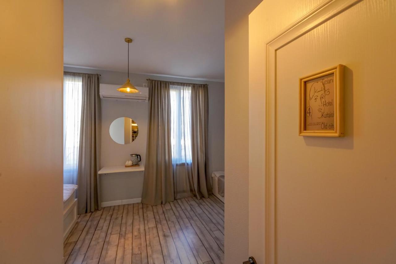 Hotel Ticiani 13 Kutaisi Eksteriør bilde